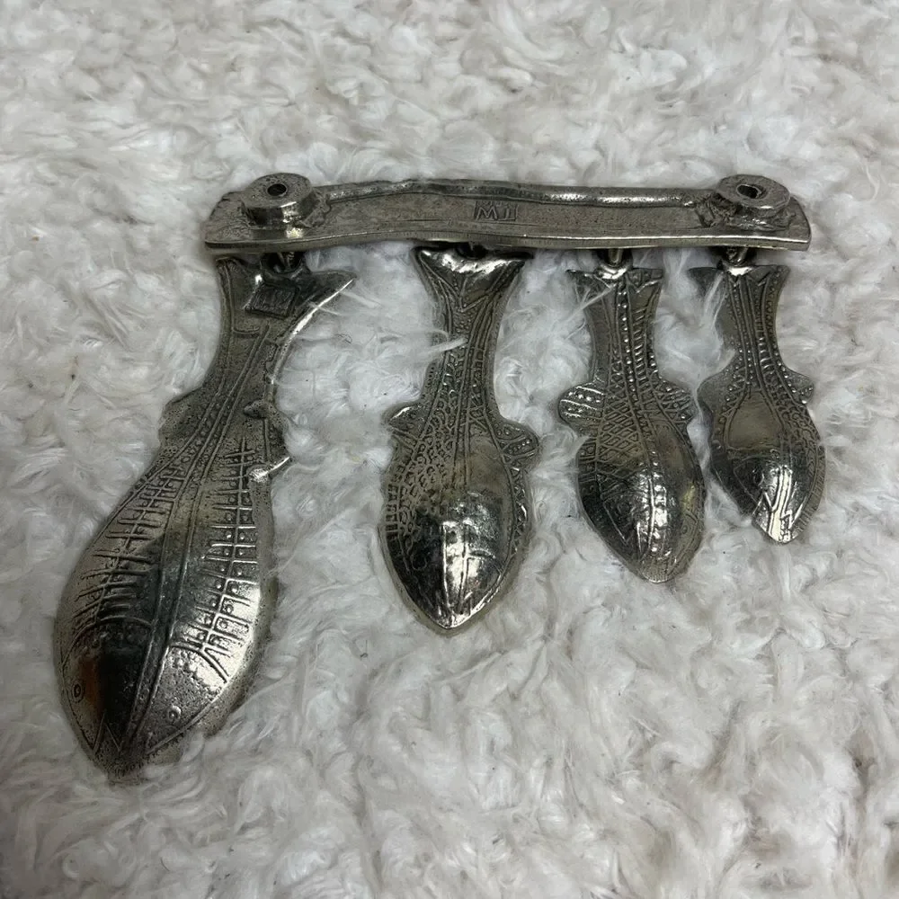 Vintage Tin Woodsman TWpewter set of four Fish measuring spoons with wall hanger